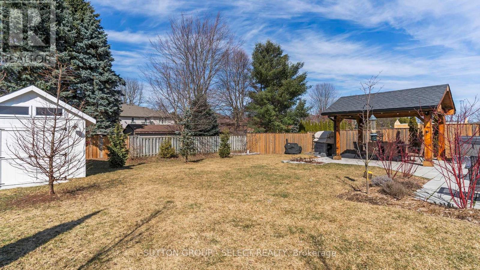 2005 Lockwood Crescent, Strathroy-Caradoc, Ontario  N0L 1W0 - Photo 40 - X12868550