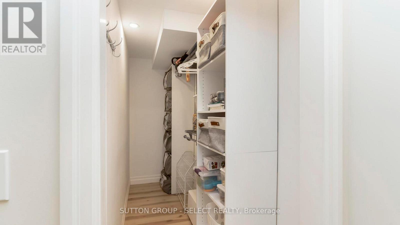 2005 Lockwood Crescent, Strathroy-Caradoc, Ontario  N0L 1W0 - Photo 32 - X12868550