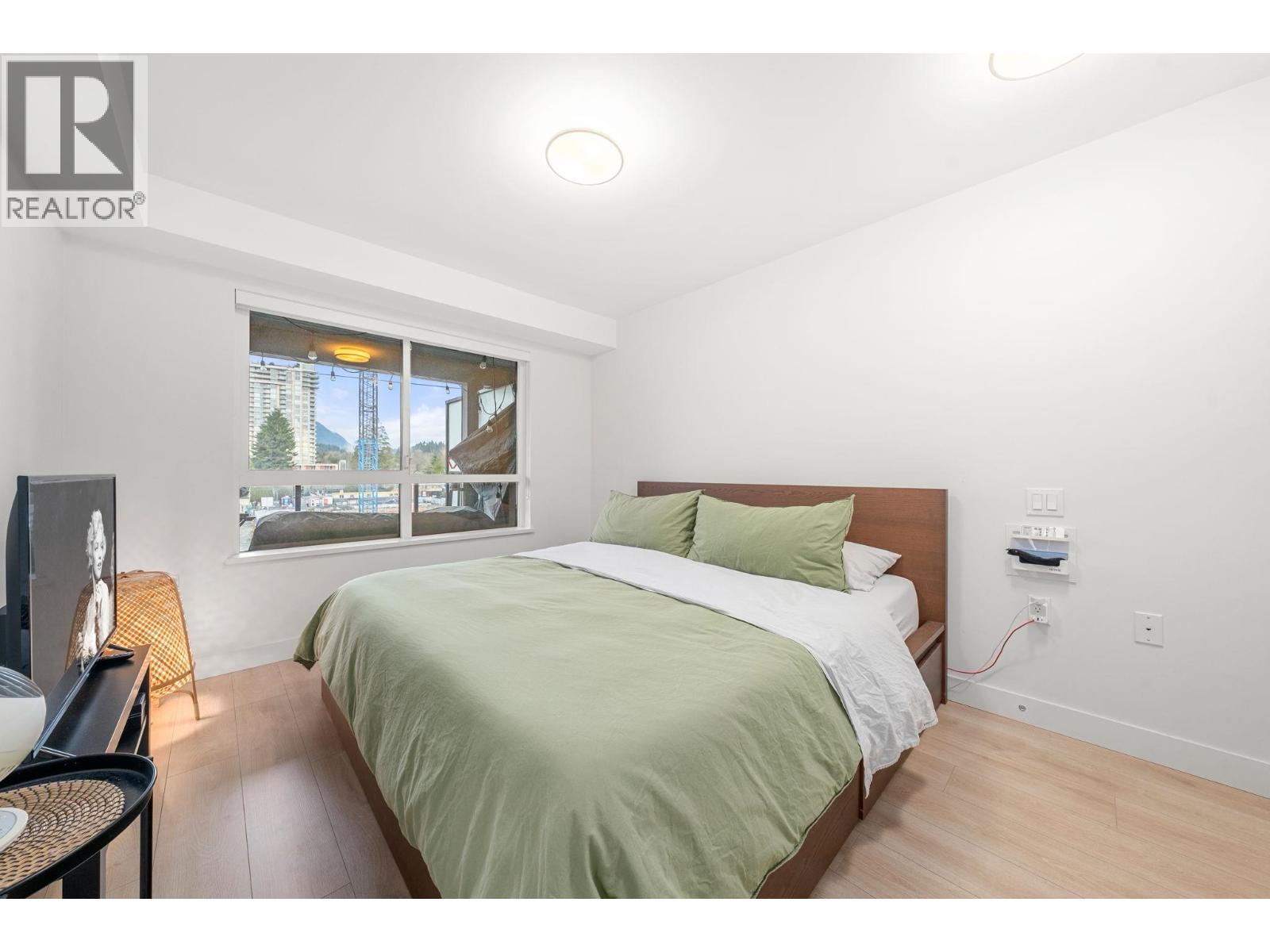 402 1519 Crown Street, Vancouver, British Columbia  V7J 1G6 - Photo 17 - R3098326