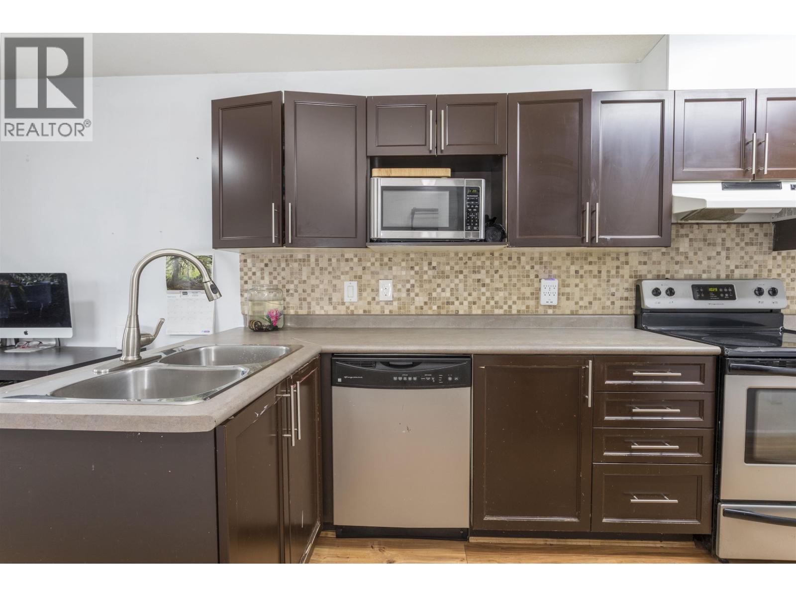 8 20985 Camwood Avenue, Maple Ridge, British Columbia  V2X 2N9 - Photo 4 - R3098353