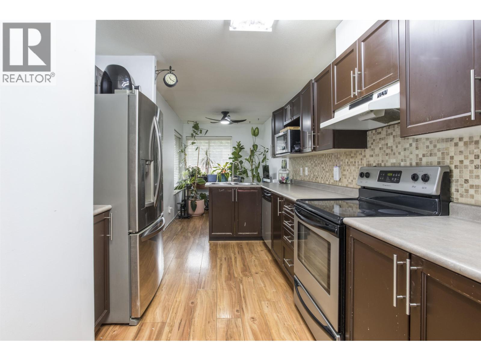 8 20985 Camwood Avenue, Maple Ridge, British Columbia  V2X 2N9 - Photo 6 - R3098353