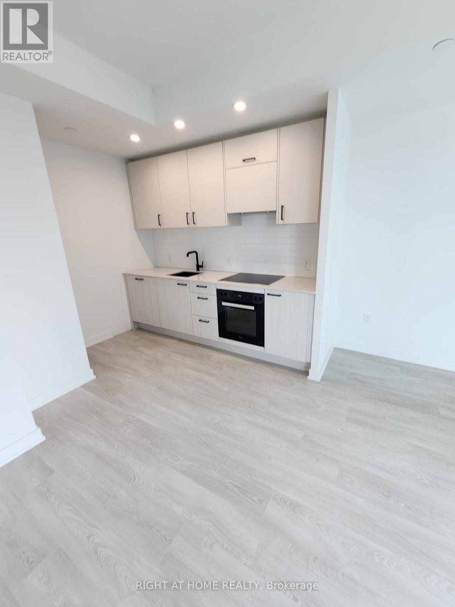 1105 - 1 Quarrington Lane, Toronto, Ontario  M3C 0S4 - Photo 12 - C12868504