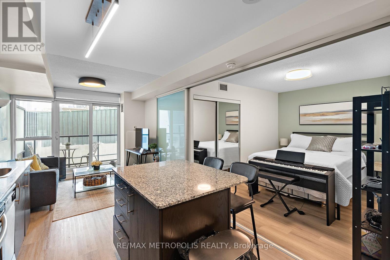 605 - 1 Scott Street, Toronto, Ontario  M5E 1A1 - Photo 17 - C12868522