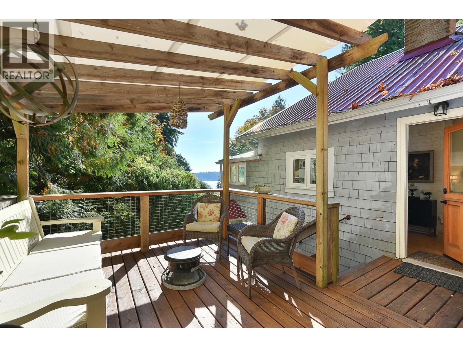 586 Bals Lane, Gibsons, British Columbia  V0N 1V9 - Photo 15 - R3098329