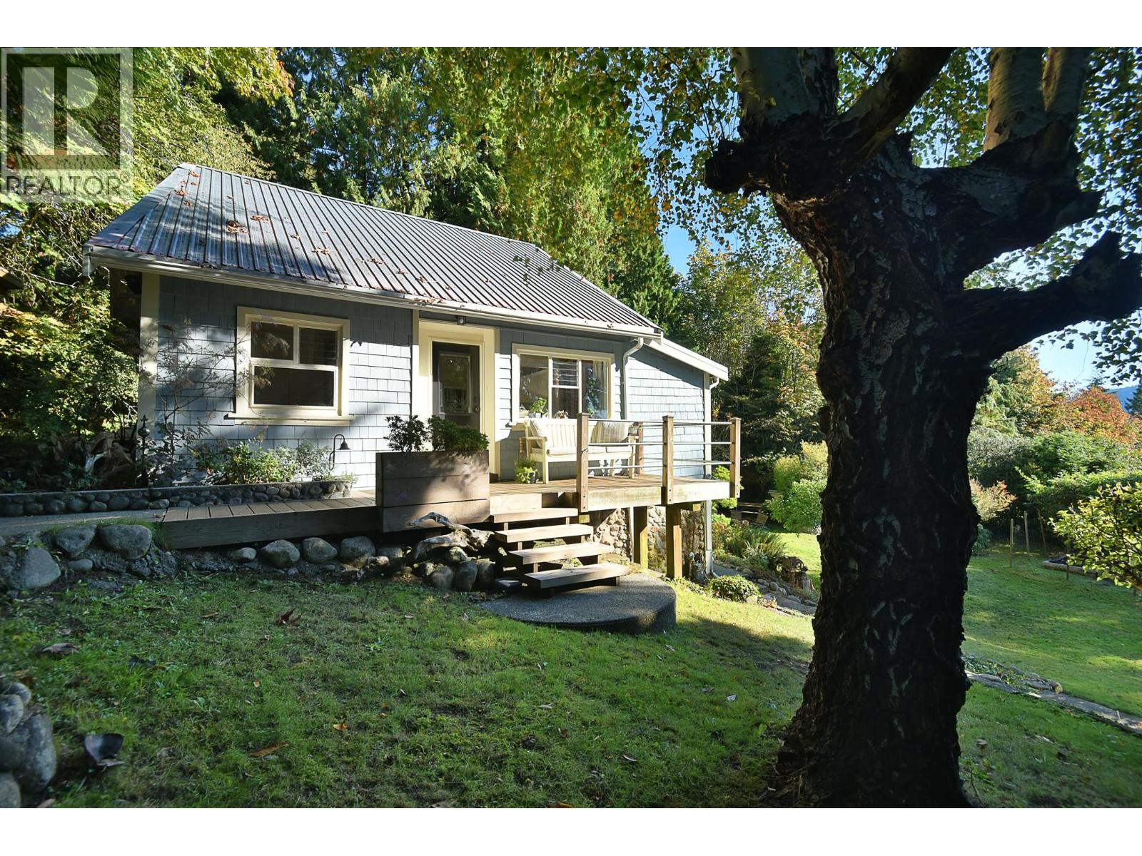 586 Bals Lane, Gibsons, British Columbia  V0N 1V9 - Photo 21 - R3098329