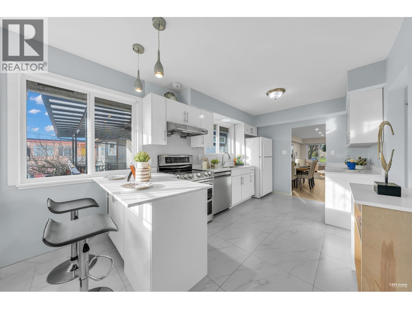 1362 E 60th Avenue, Vancouver, British Columbia  V5X 2A9 - Photo 11 - R3098347