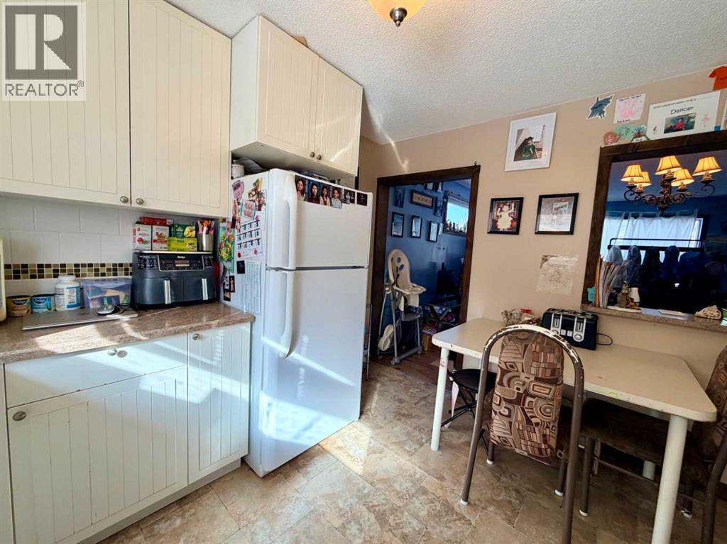 5126 56 Street, Rocky Mountain House, Alberta  T4T 1L5 - Photo 8 - A2289982