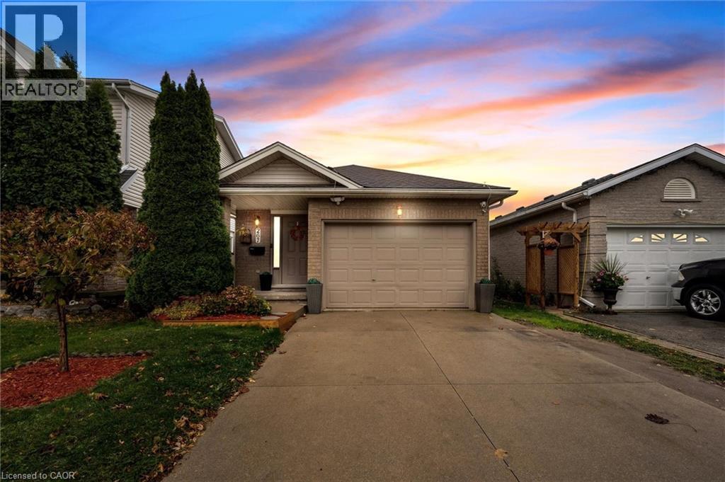 267 GREY FOX Drive, Kitchener, Ontario