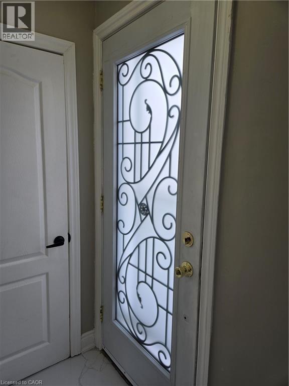 91 Barons Avenue S, Hamilton, Ontario  L8K 2Y5 - Photo 3 - 40802942