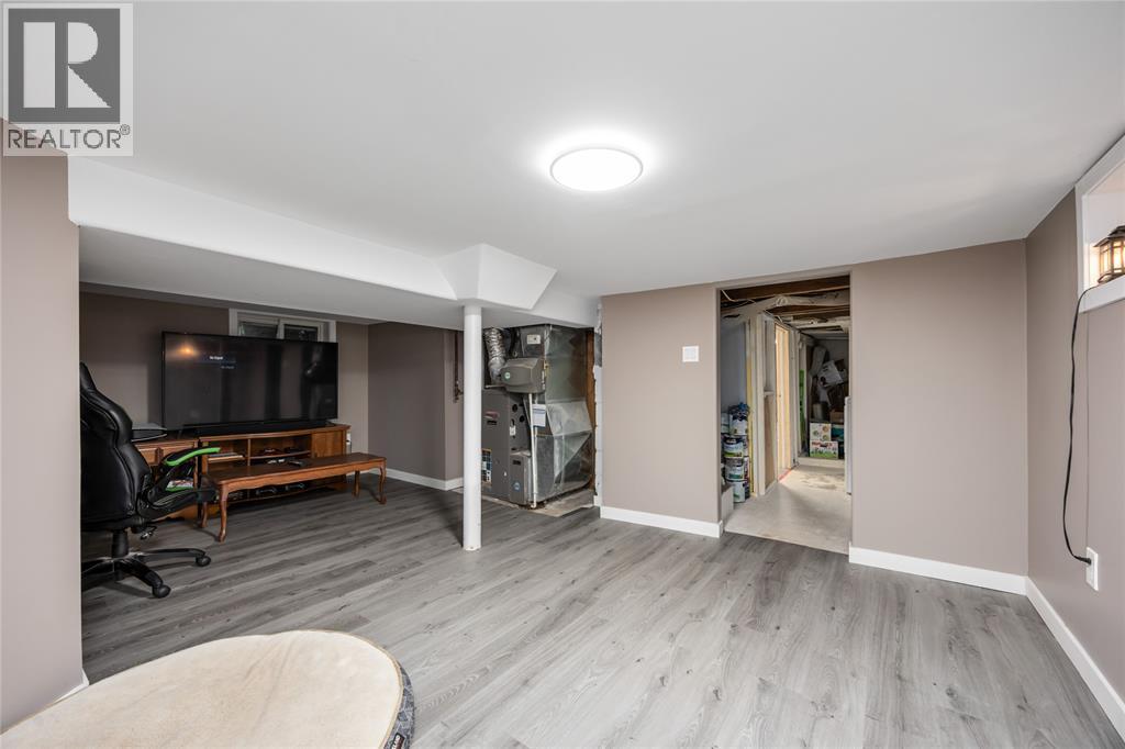 856 Devine Street, Sarnia, Ontario  N7S 1X5 - Photo 25 - 26005055