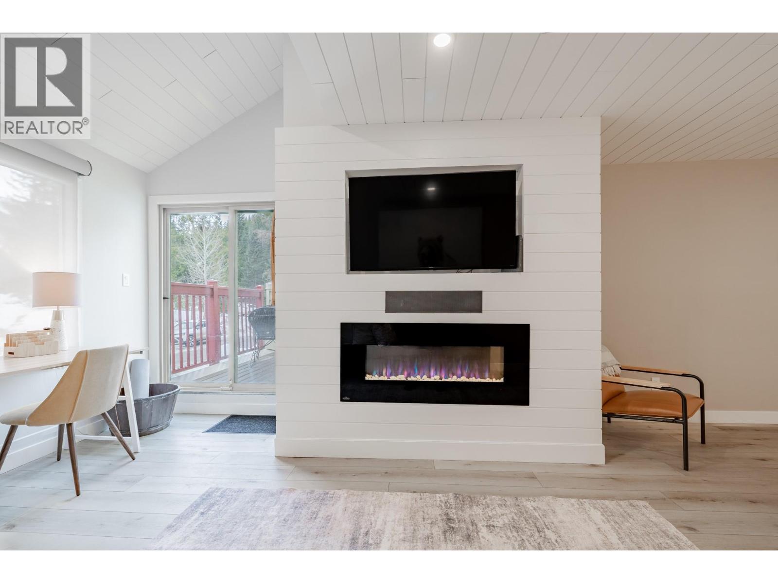 2035 Panorama Drive Unit# 225, Panorama, British Columbia  V0A 1T0 - Photo 34 - 10378576