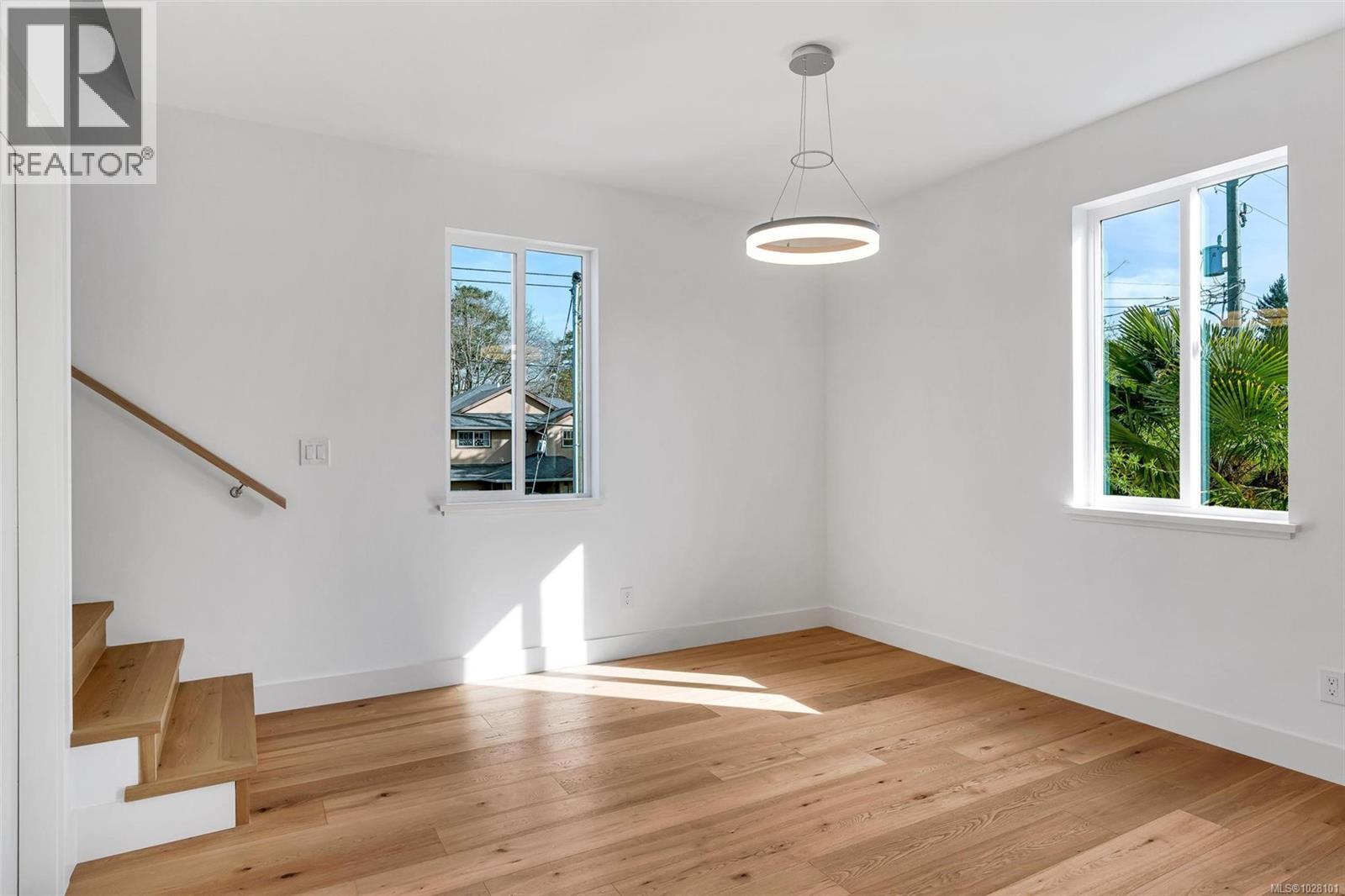 2 1559 Ash Rd, Saanich, British Columbia  V8N 2S9 - Photo 25 - 1028101