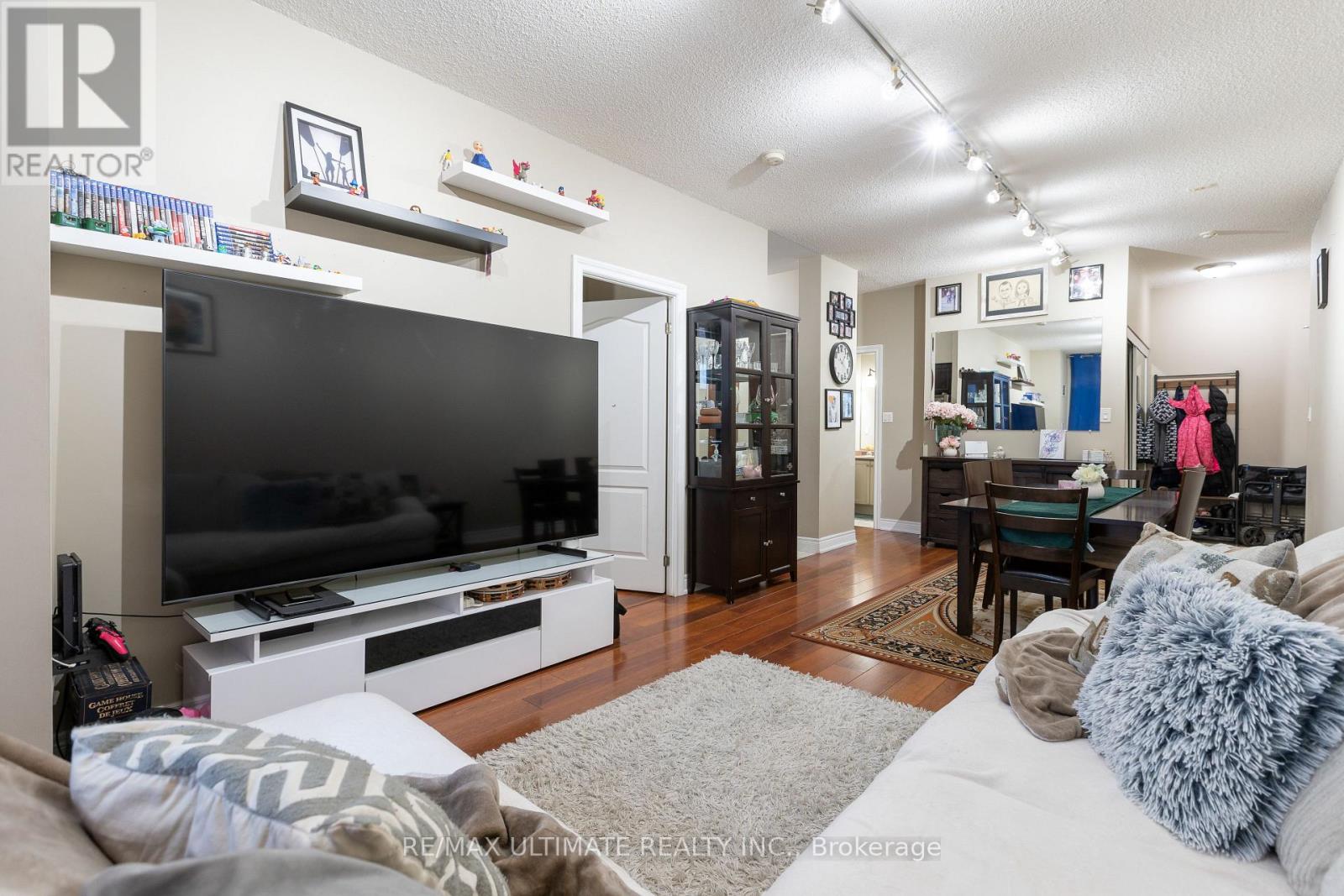105 - 2772 Keele Street, Toronto, Ontario  M3M 0A3 - Photo 3 - W12866188