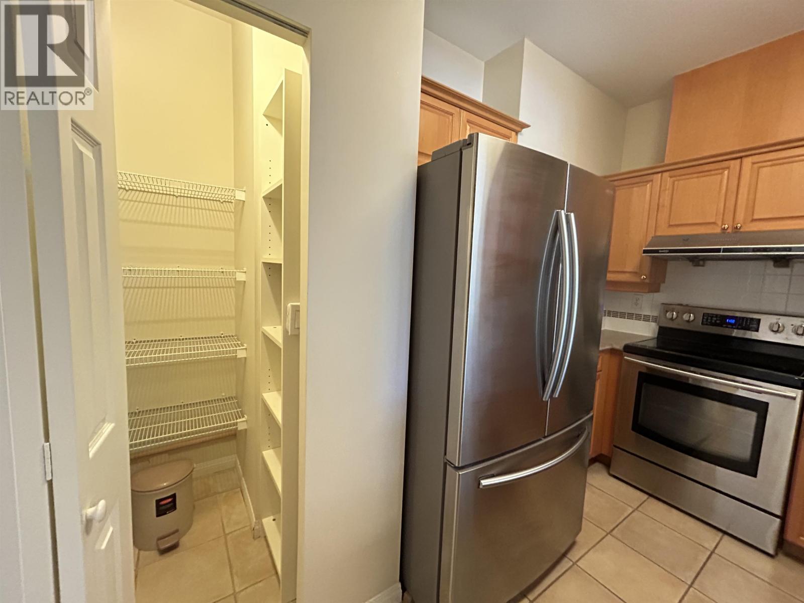 225 3098 Guildford Way, Coquitlam, British Columbia  V3B 7W8 - Photo 6 - R3098062