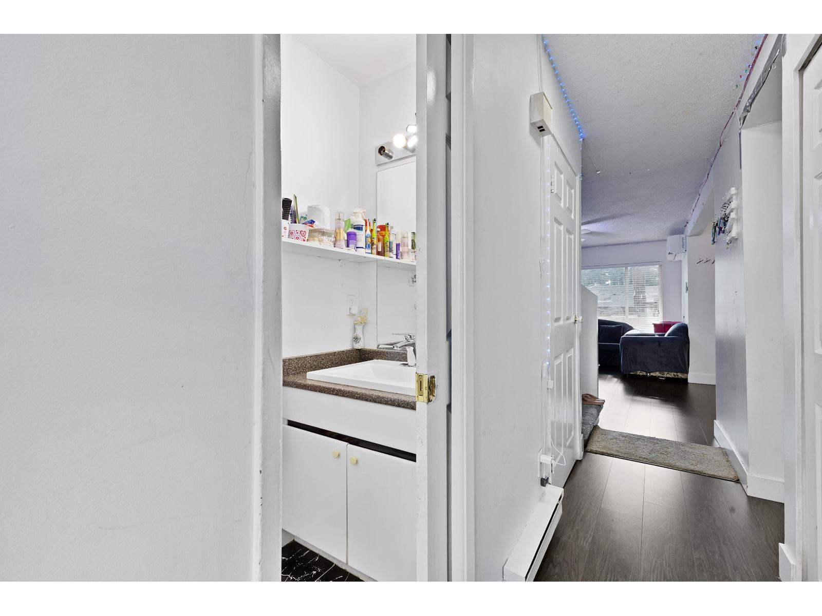 22 3075 Trethewey Street, Abbotsford, British Columbia  V2T 3R4 - Photo 10 - R3092340