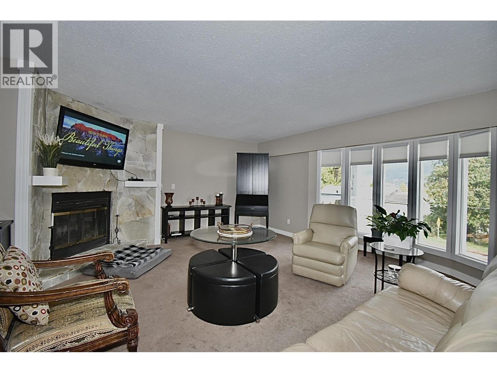 6135 Fairway Avenue, Sechelt, British Columbia  V7Z 0L6 - Photo 15 - R3092964