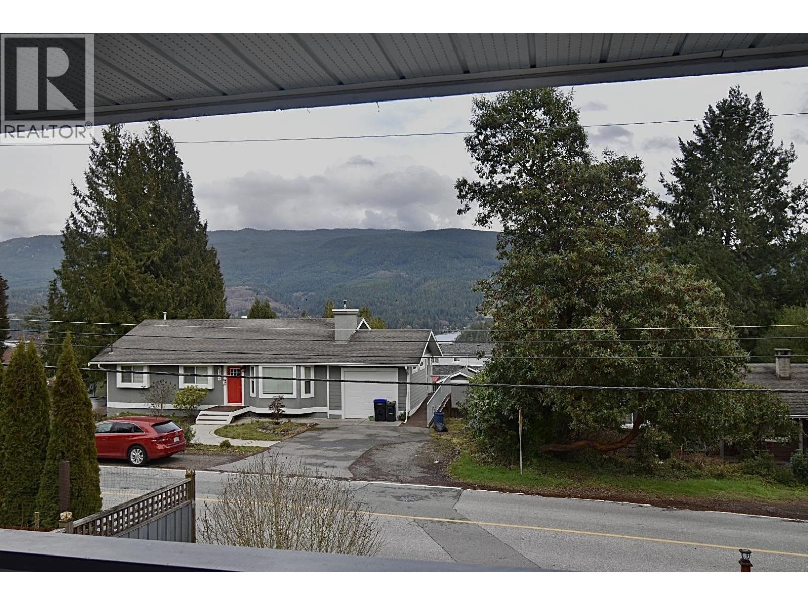6135 Fairway Avenue, Sechelt, British Columbia  V7Z 0L6 - Photo 21 - R3092964