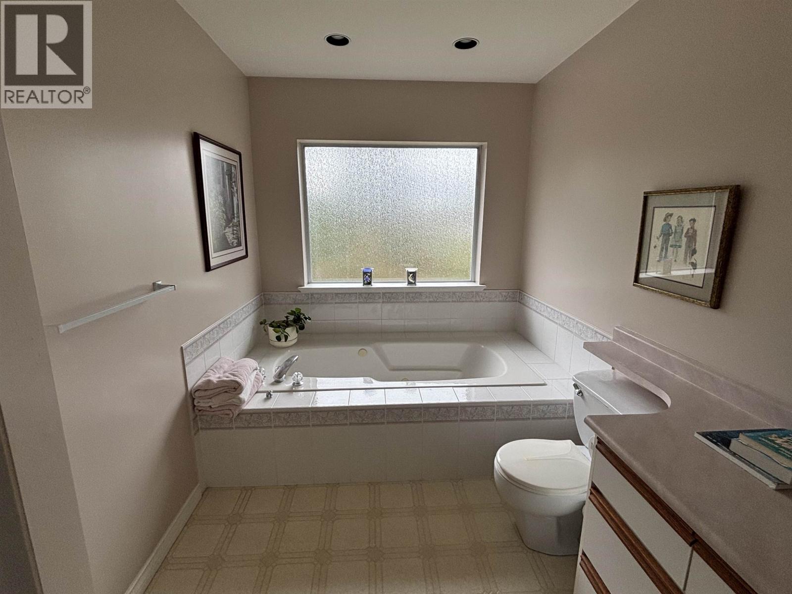 12047 Laity Street, Maple Ridge, British Columbia  V2X 5A7 - Photo 15 - R3098333