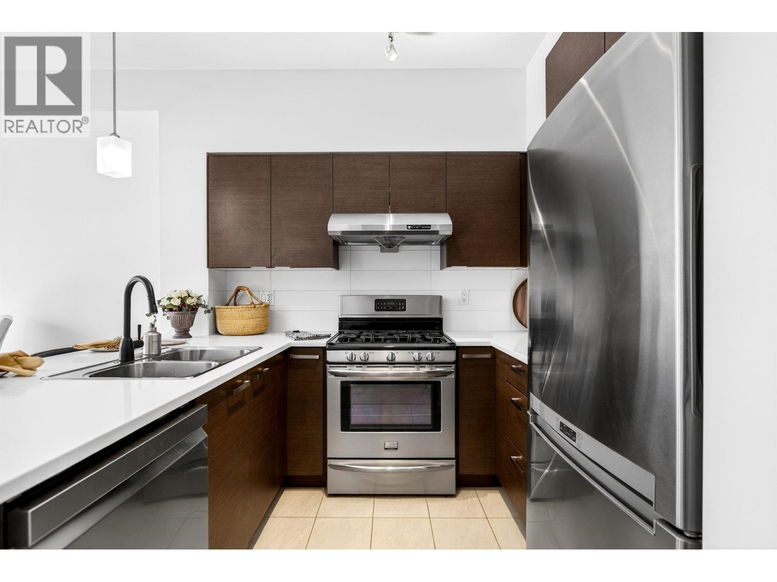 222 10880 No. 5 Road, Richmond, British Columbia  V6W 0B3 - Photo 2 - R3098063