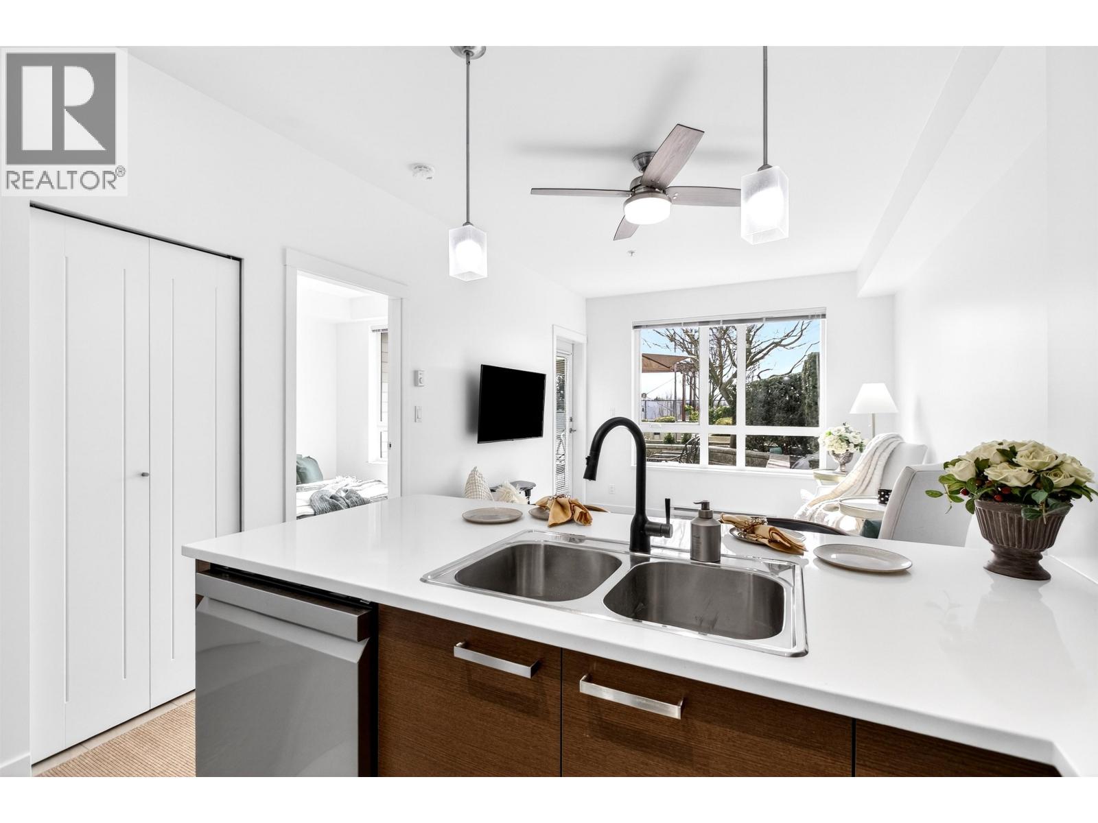 222 10880 No. 5 Road, Richmond, British Columbia  V6W 0B3 - Photo 5 - R3098063