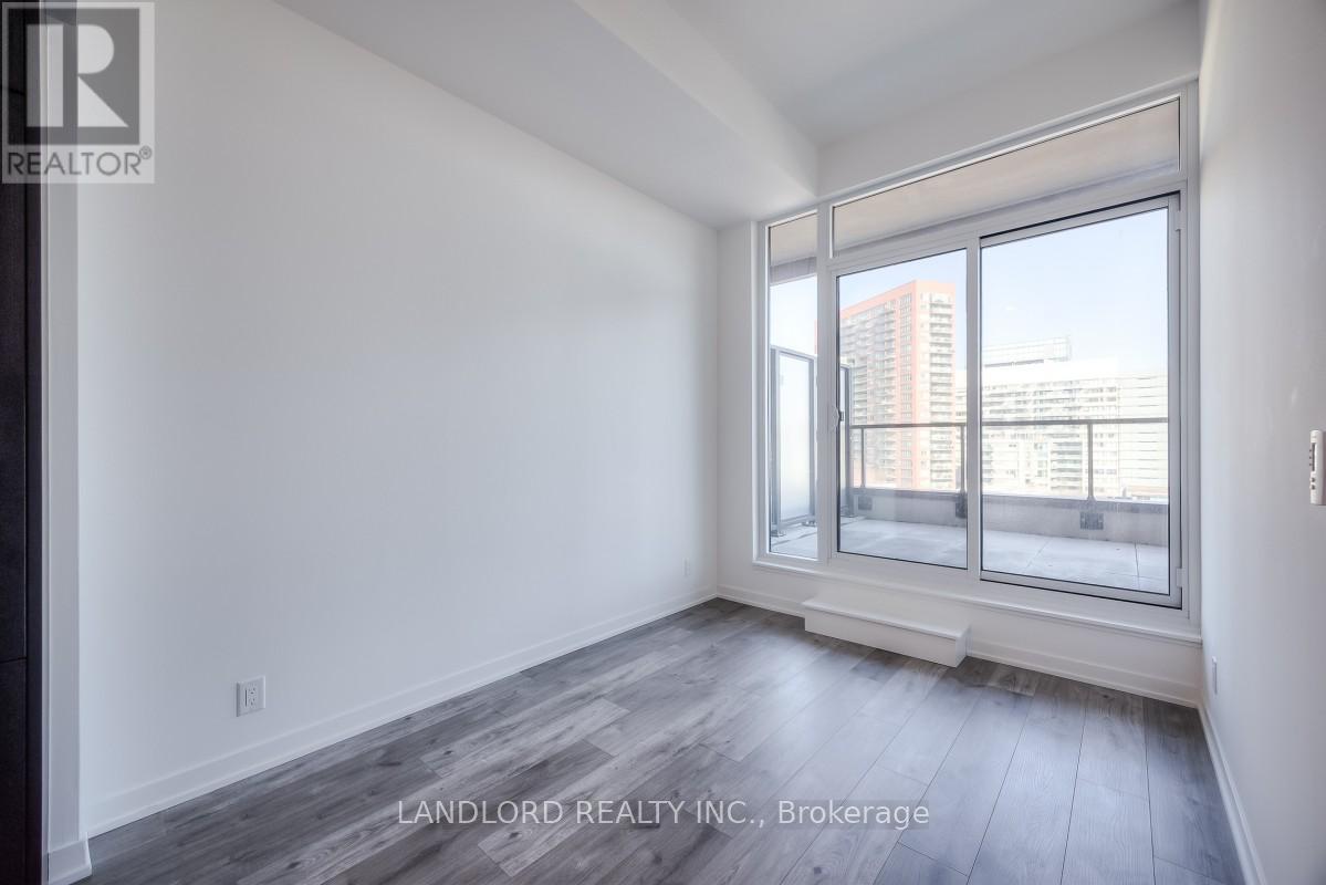 512 - 285 Dufferin Street, Toronto, Ontario  M6K 0J2 - Photo 7 - W12868494