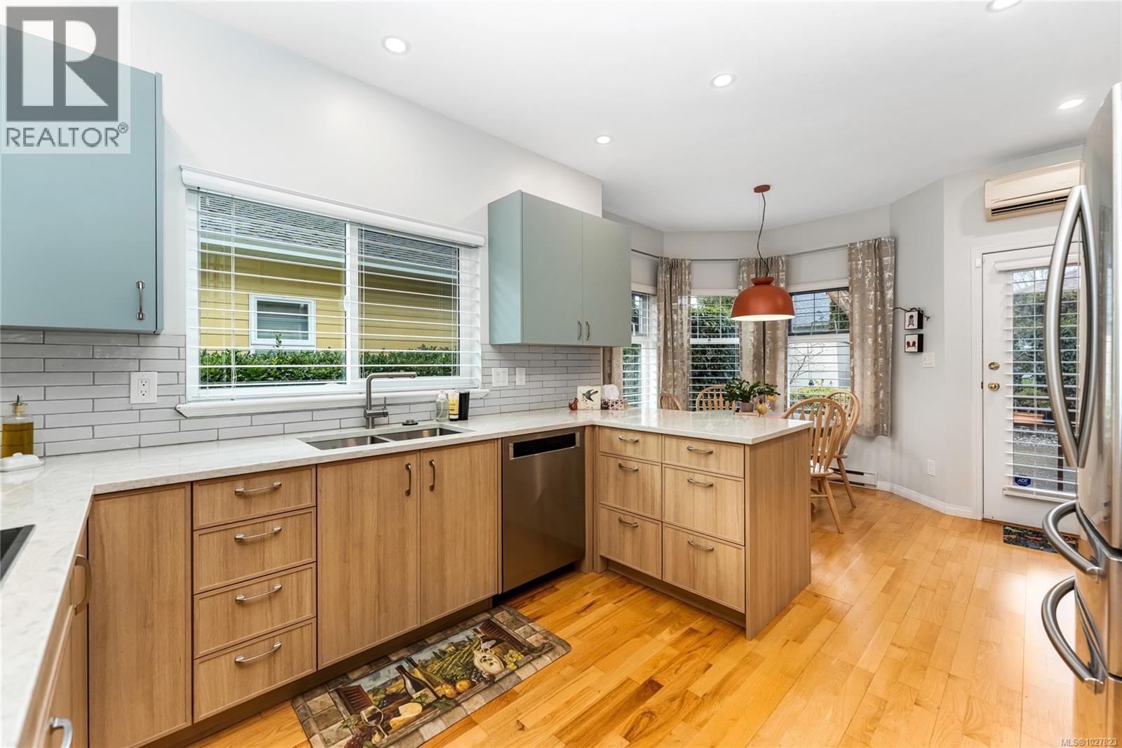 7952 Polo Park Cres, Central Saanich, British Columbia  V8M 2J4 - Photo 6 - 1027823