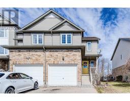 17 RED CLOVER CRESCENT, Kitchener, Ontario