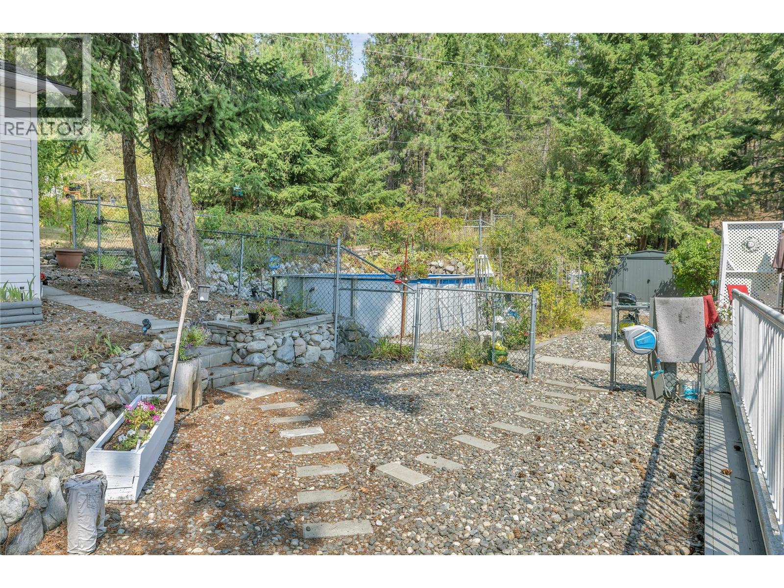 10736 Pinecrest Road, Vernon, British Columbia  V1H 2C1 - Photo 26 - 10378380