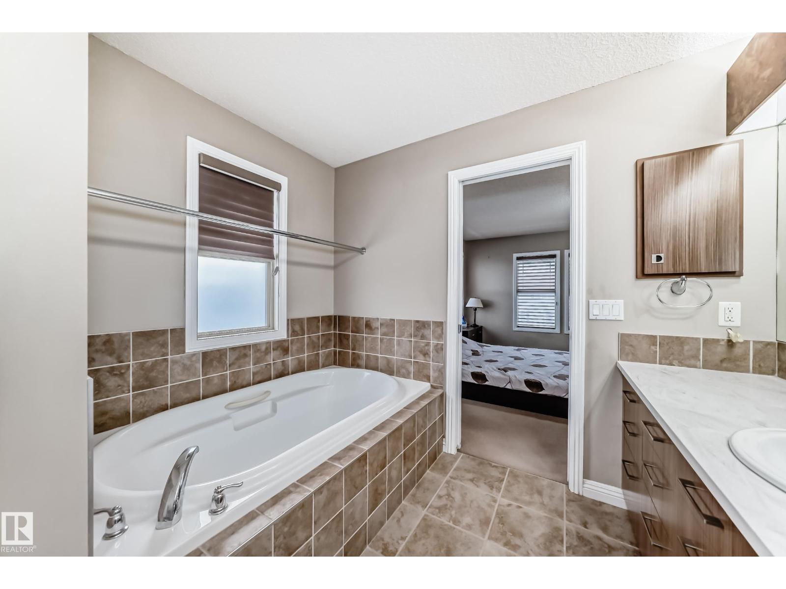 351 Griesbach School Rd Nw, Edmonton, Alberta  T5E 6N1 - Photo 31 - E4476779