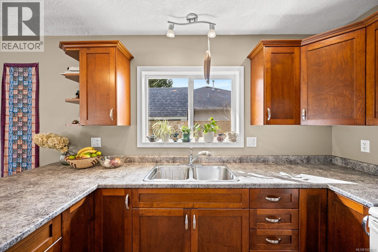 1295 Noel Ave, Comox, British Columbia  V9M 4A3 - Photo 16 - 1028336