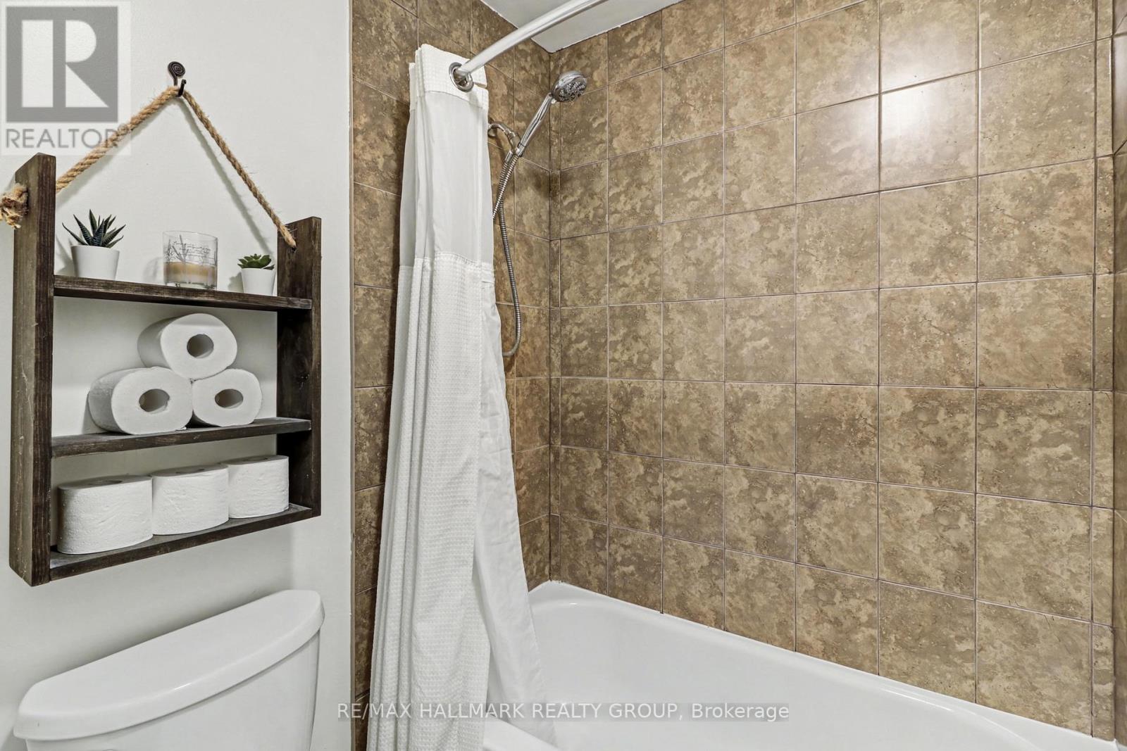 16b Spring Grove Lane, Ottawa, Ontario  K2J 2C6 - Photo 27 - X12868600