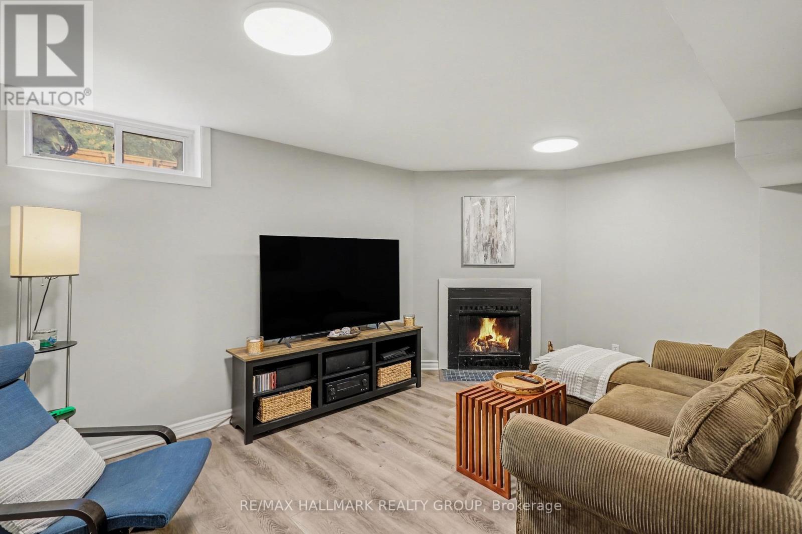 16b Spring Grove Lane, Ottawa, Ontario  K2J 2C6 - Photo 28 - X12868600