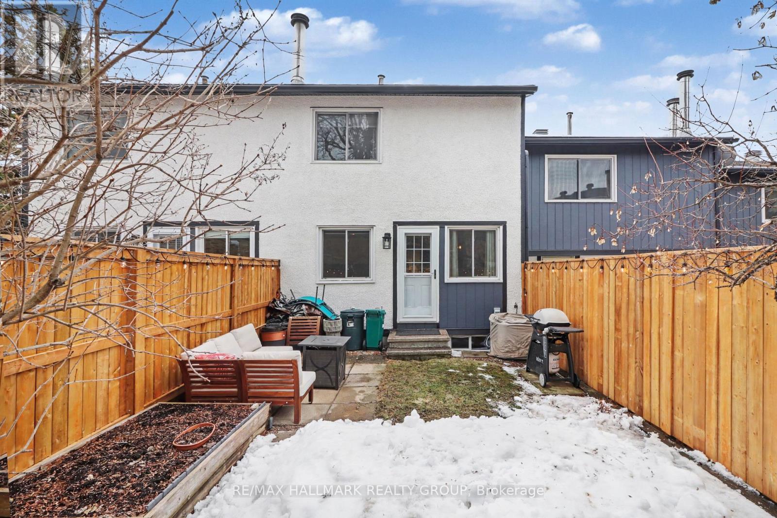 16b Spring Grove Lane, Ottawa, Ontario  K2J 2C6 - Photo 36 - X12868600