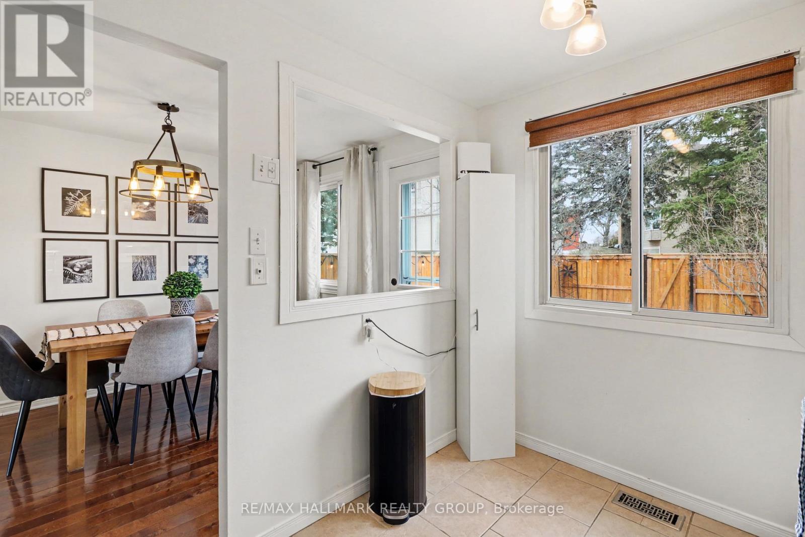 16b Spring Grove Lane, Ottawa, Ontario  K2J 2C6 - Photo 37 - X12868600