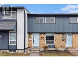 16B SPRING GROVE LANE, Ottawa, Ontario