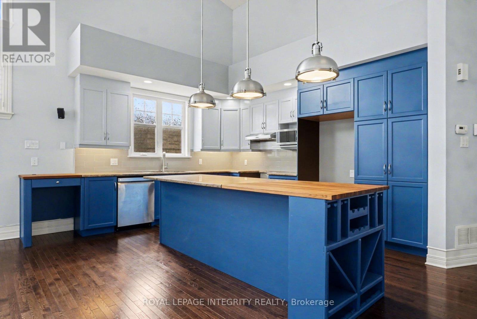 170 Solera Circle, Ottawa, Ontario  K1T 0C8 - Photo 10 - X12868620