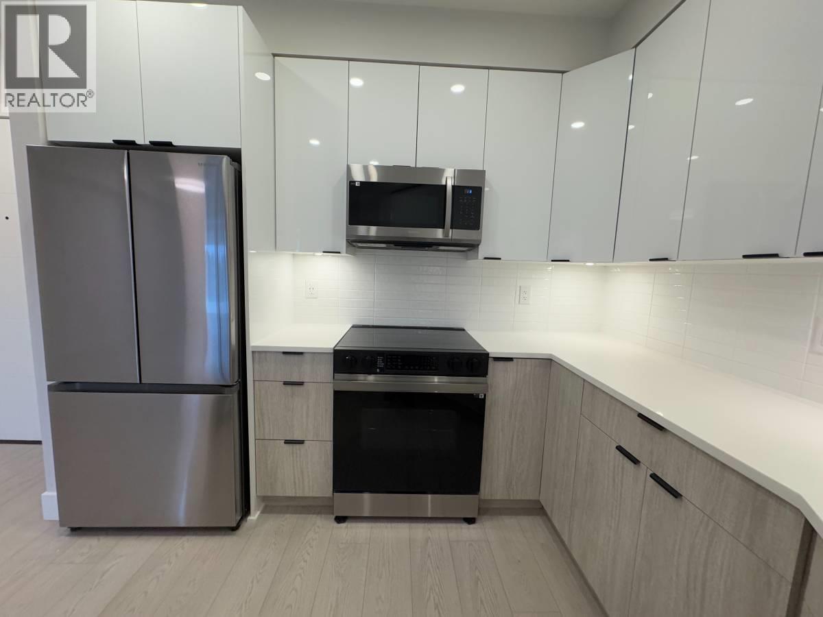 519 11655 Fraser St, Maple Ridge, British Columbia  V2X 6W9 - Photo 2 - R3094808