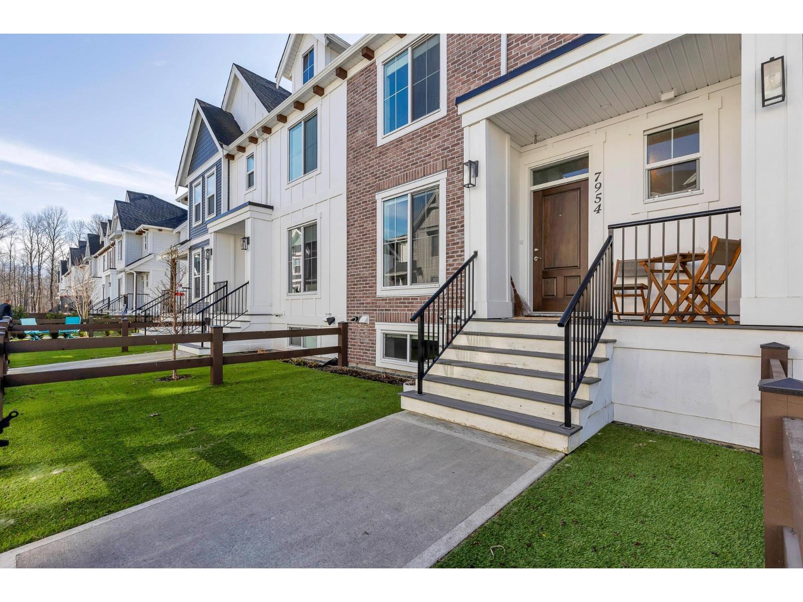 7954 Elderberry Road, Lower Landing, Chilliwack, British Columbia  V2R 6G7 - Photo 3 - R3098259