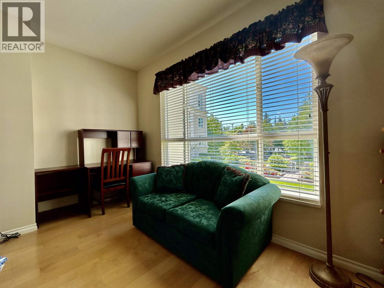 225 3098 Guildford Way, Coquitlam, British Columbia  V3B 7W8 - Photo 12 - R3098062