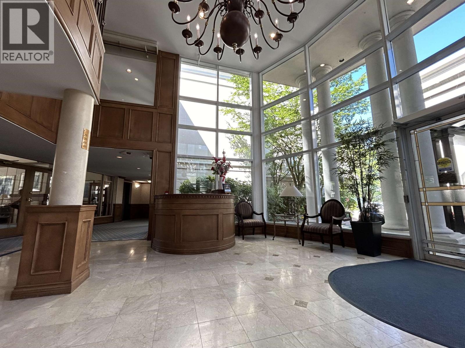 225 3098 Guildford Way, Coquitlam, British Columbia  V3B 7W8 - Photo 3 - R3098062