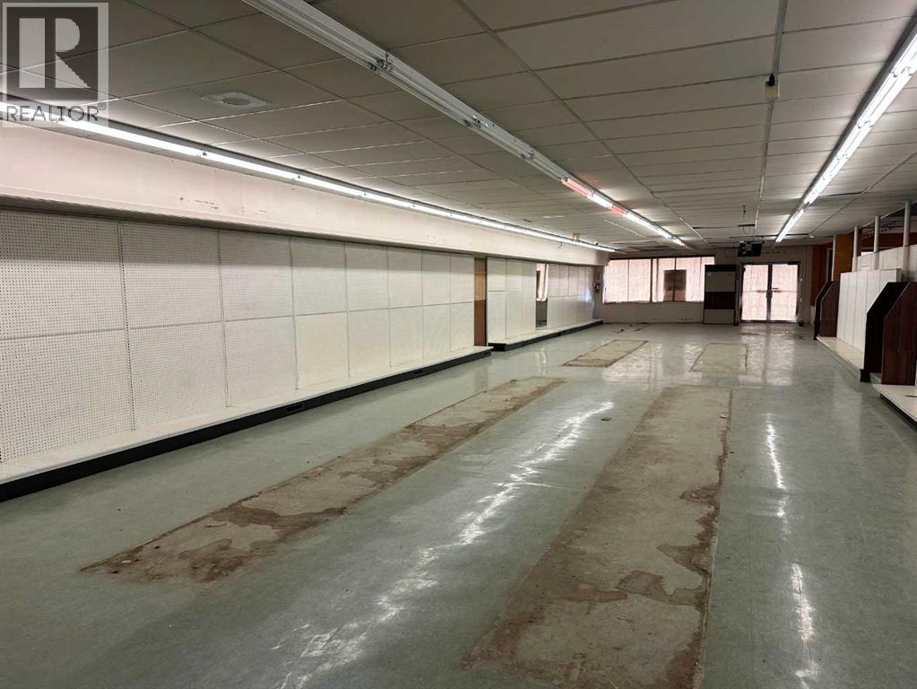 4919 50 Street, Rocky Mountain House, Alberta  T4T 1A0 - Photo 4 - A2292396