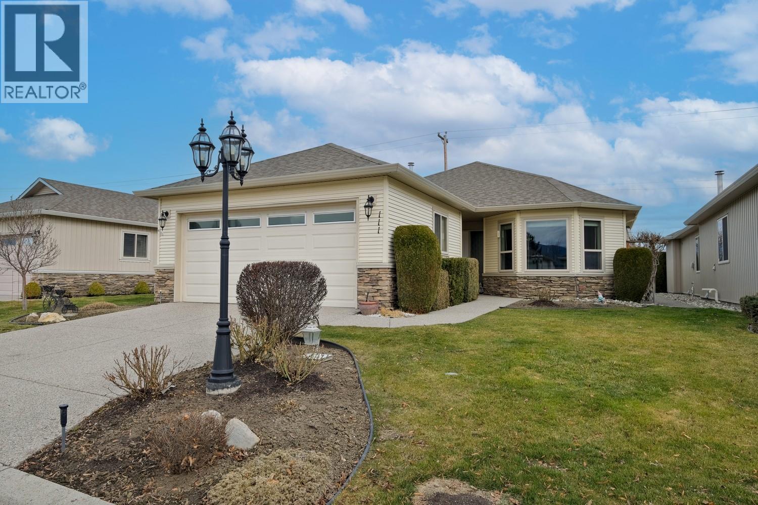 2365 Stillingfleet Road Unit# 111, Kelowna, British Columbia  V1W 4X5 - Photo 2 - 10378709