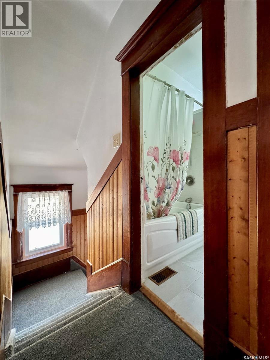 152 Sixth Avenue N, Yorkton, Saskatchewan  S3N 0Y1 - Photo 16 - SK025527