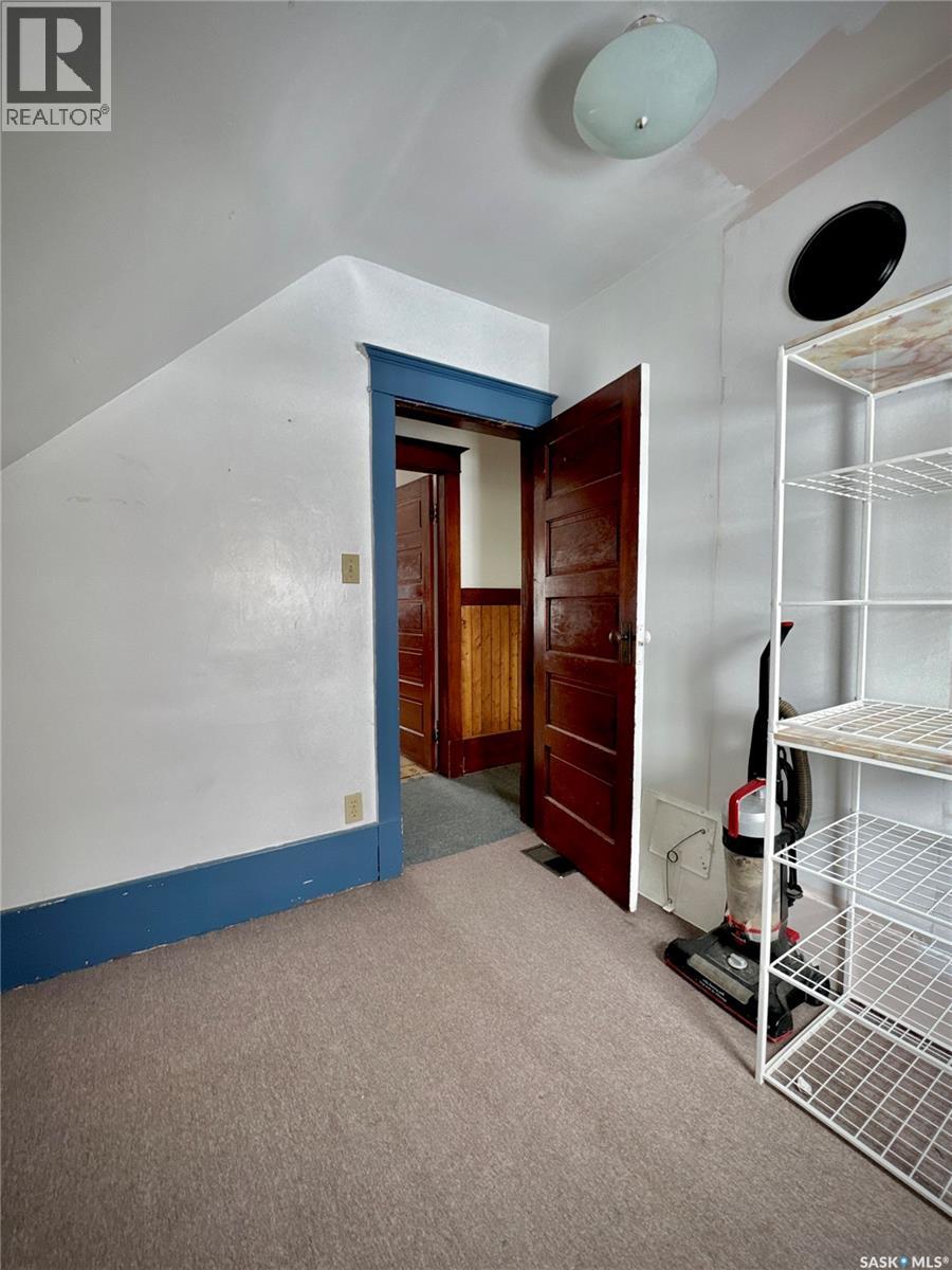 152 Sixth Avenue N, Yorkton, Saskatchewan  S3N 0Y1 - Photo 22 - SK025527