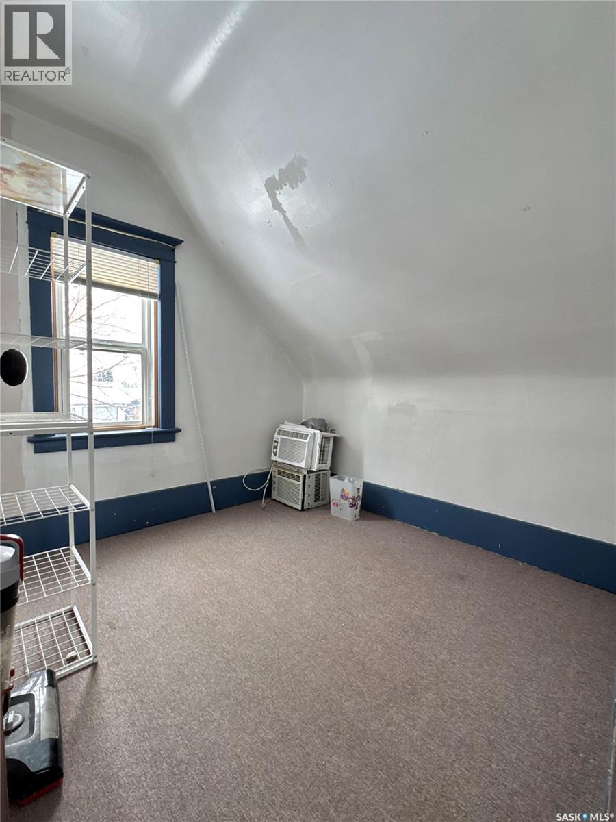 152 Sixth Avenue N, Yorkton, Saskatchewan  S3N 0Y1 - Photo 23 - SK025527
