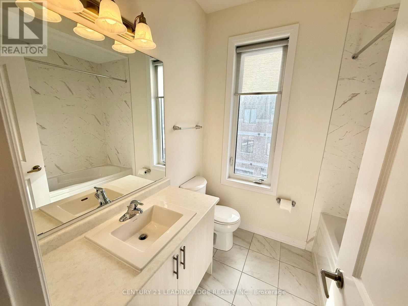 17 Norman Fleming Lane, Richmond Hill, Ontario  L4S 1N4 - Photo 14 - N12868606