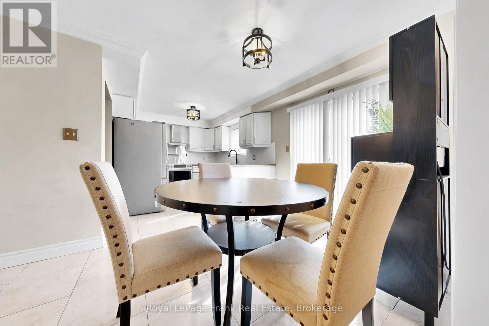 38 Shipp Crescent, Ajax (Central), Ontario  L1T 3W6 - Photo 12 - E12859518