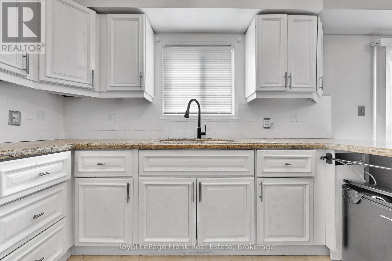 38 Shipp Crescent, Ajax (Central), Ontario  L1T 3W6 - Photo 15 - E12859518