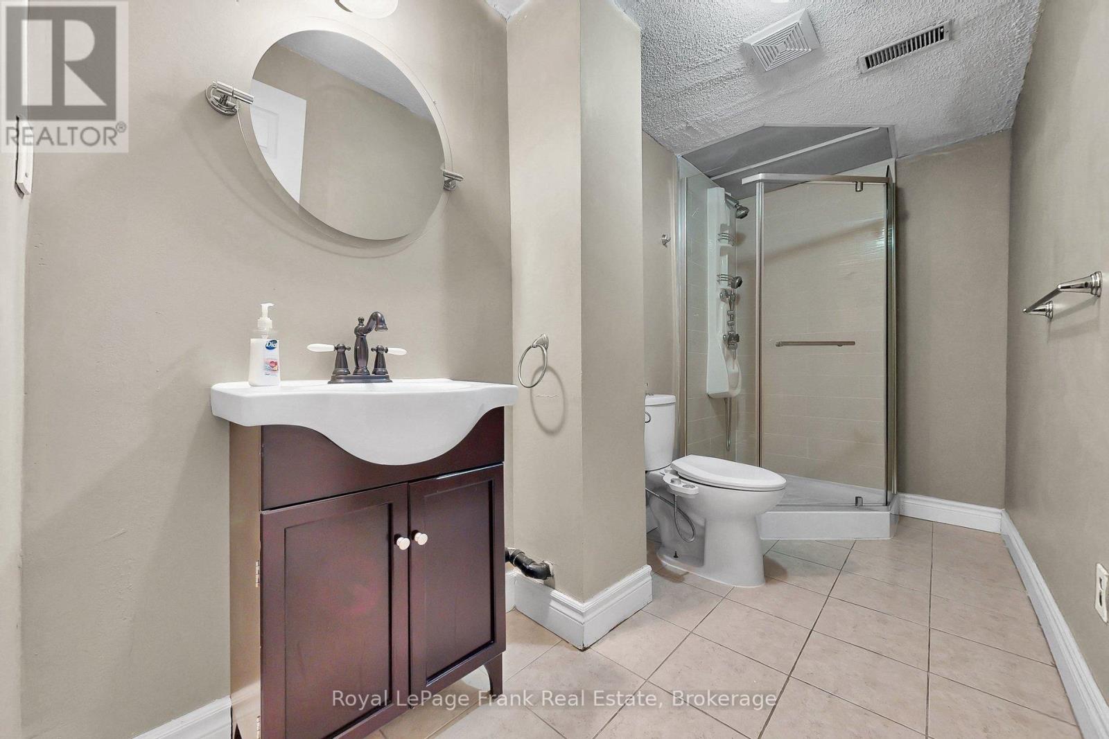 38 Shipp Crescent, Ajax (Central), Ontario  L1T 3W6 - Photo 38 - E12859518