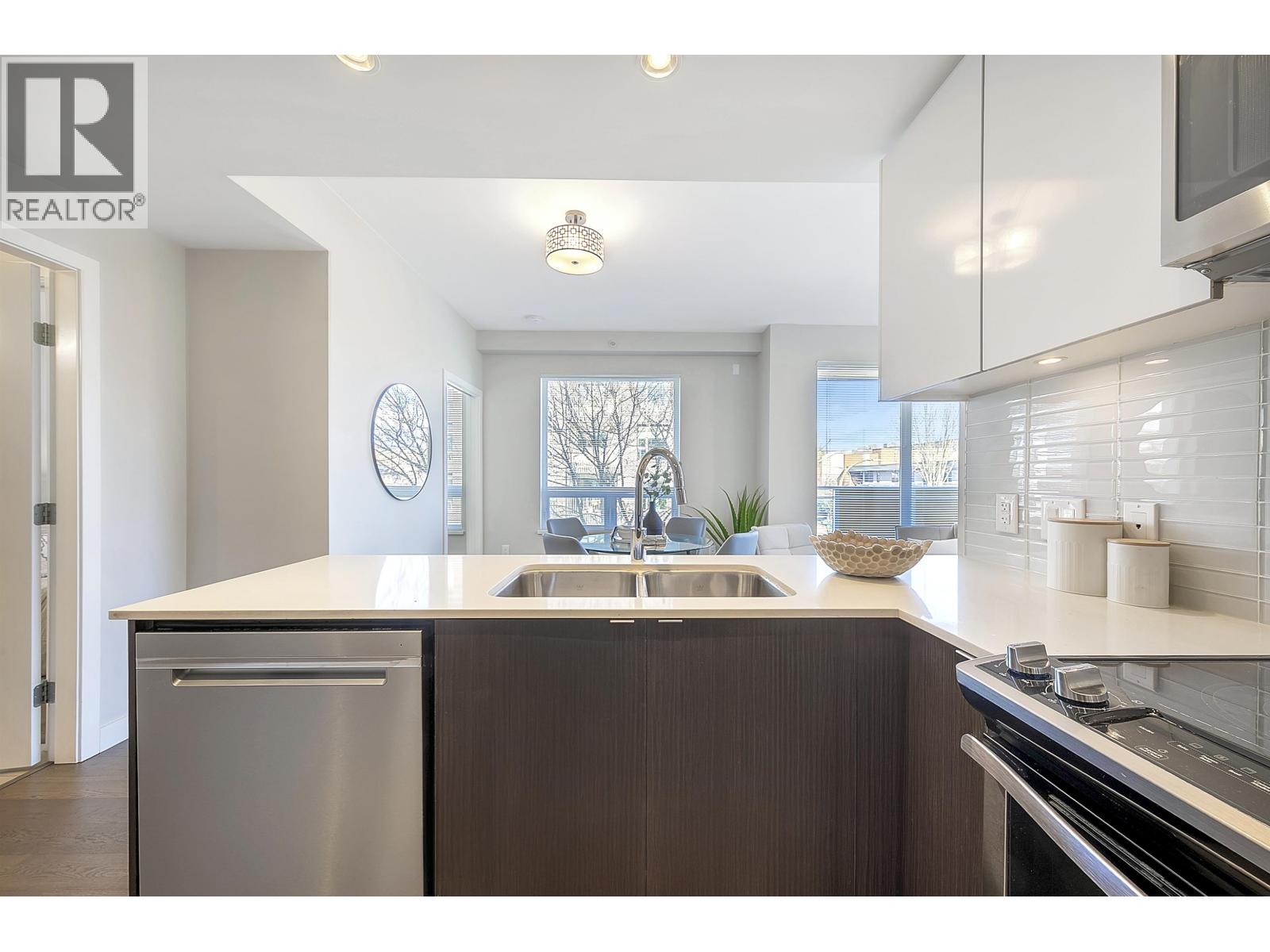 306 688 E 19th Avenue, Vancouver, British Columbia  V5V 1K2 - Photo 10 - R3098207